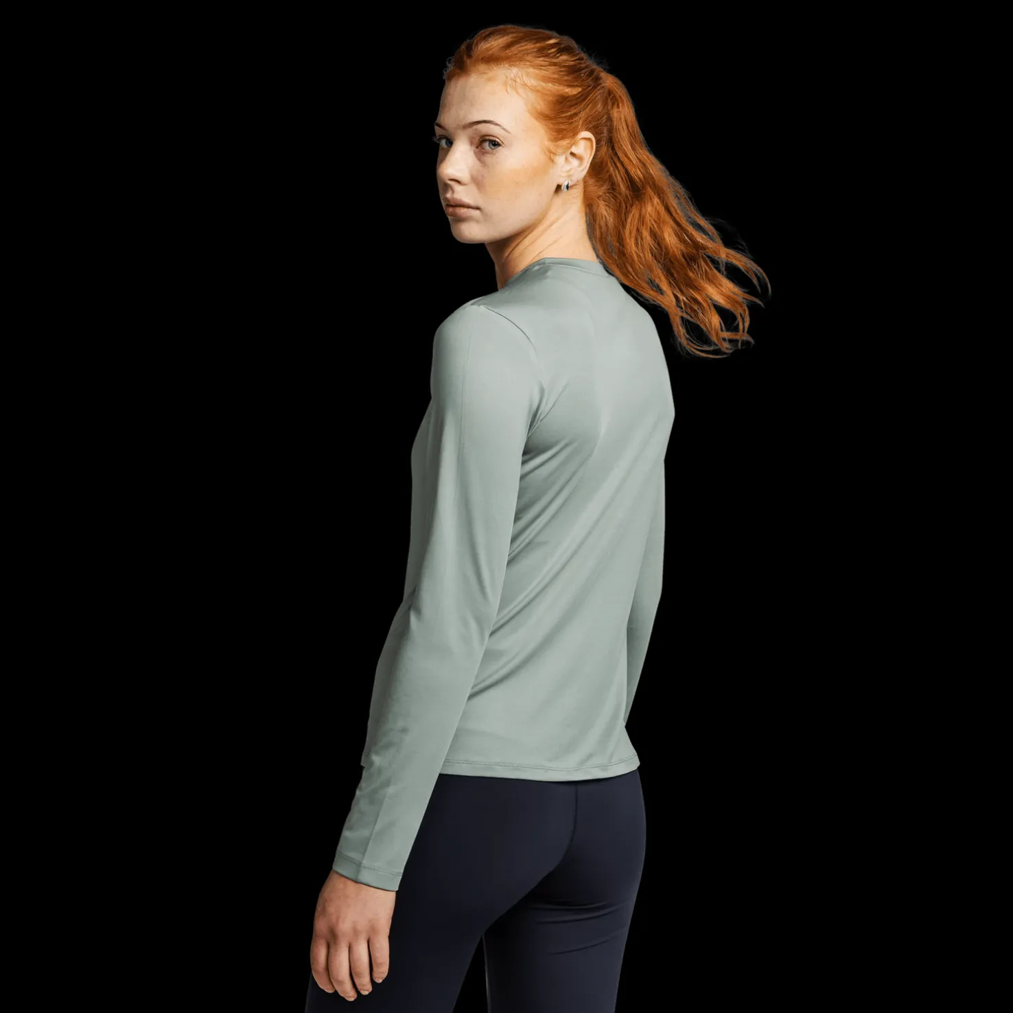 Basic Long Sleeve, naisten treenipaita - Treenipaidat - Basic Long Sleeve, naisten treenipaita