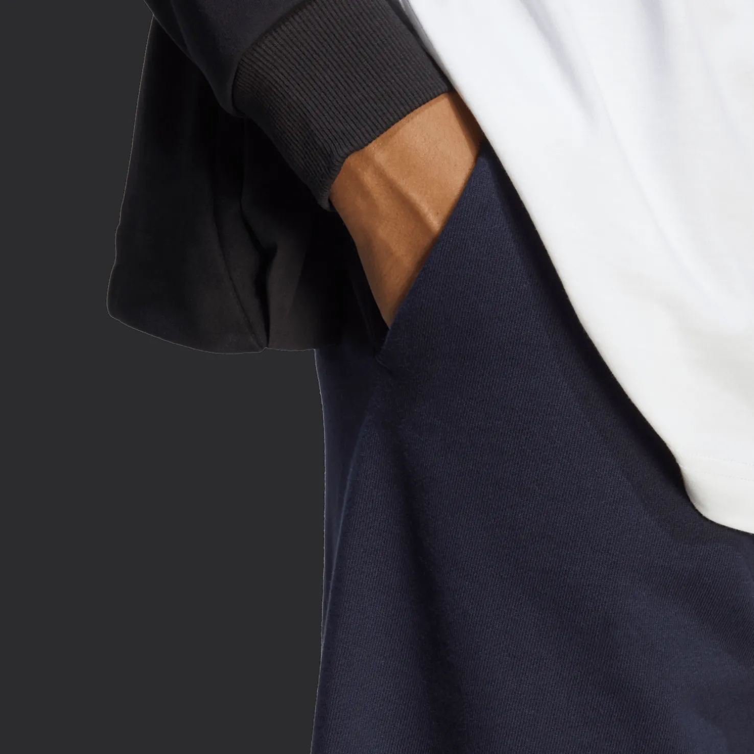 Essentials Big Logo French Terry Shorts, miesten collegeshortsit - Vapaa-Ajan Shortsit - Essentials Big Logo French Terry Shorts, miesten collegeshortsit