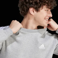 Essentials Fleece 3-Stripes Sweatshirt, miesten collegepaita - Hupparit - Essentials Fleece 3-Stripes Sweatshirt, miesten collegepaita