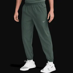 Form Dri-FIT Tapered Versatile Trousers, miesten treenihousut - Treenihousut - Form Dri-FIT Tapered Versatile Trousers, miesten treenihousut