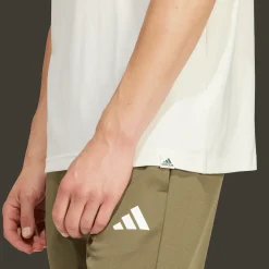 Growth Badge Graphic T-Shirt, miesten t-paita - Vapaa-Ajan T-Paidat - Growth Badge Graphic T-Shirt, miesten t-paita