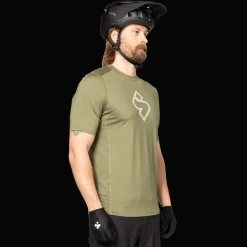 Hunter SS Jersey M 24, miesten pyöräilypaita - Pyöräilypaidat - Hunter SS Jersey M 24, miesten pyöräilypaita