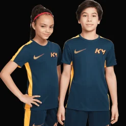 Kylian Mbappé Academy 23 Short Sleeve, nuorten jalkapallopaita - Jalkapallopaidat - Kylian Mbappé Academy 23 Short Sleeve, nuorten jalkapallopaita
