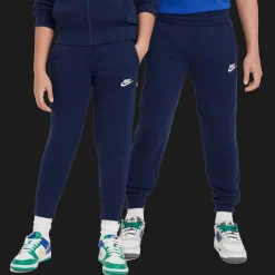 Nike Sportswear Club Fleece, nuorten verryttelyasu - Verryttelyasut - Nike Sportswear Club Fleece, nuorten verryttelyasu