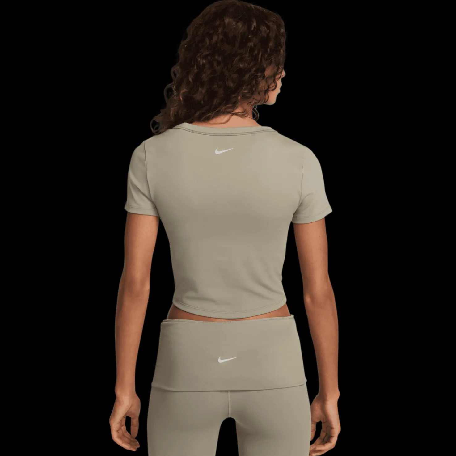 One Fitted Dri-FIT Short Sleeve Top, naisten t-paita - Urheilupaidat - One Fitted Dri-FIT Short Sleeve Top, naisten t-paita