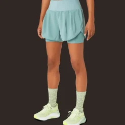Road 2-n-1 3.5in Short, naisten juoksushortsit - Treenishortsit - Road 2-n-1 3.5in Short, naisten juoksushortsit