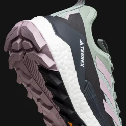 Terrex Free Hiker 2 Gore-Tex Low, naisten vaelluskengät - Retkeilykengät Ja Kävelykengät Naisten - Terrex Free Hiker 2 Gore-Tex Low, naisten vaelluskengät