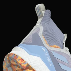 Terrex Free Hiker 2, miesten puolikorkeat vaelluskengät - Retkeilykengät Ja Kävelykengät Naisten - Terrex Free Hiker 2, miesten puolikorkeat vaelluskengät