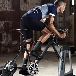 Wahoo, KICKR Climb, aktiivinen etupyörän tuki - Lisävarusteet harjoitusvastuksiin - Wahoo, KICKR Climb, aktiivinen etupyörän tuki